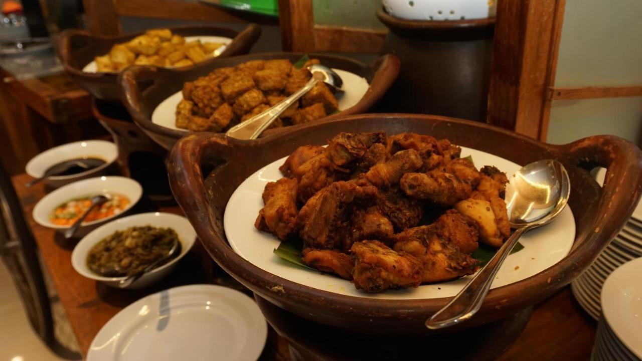 Yuan Garden Pasar Baru Hotel Jakarta Ngoại thất bức ảnh